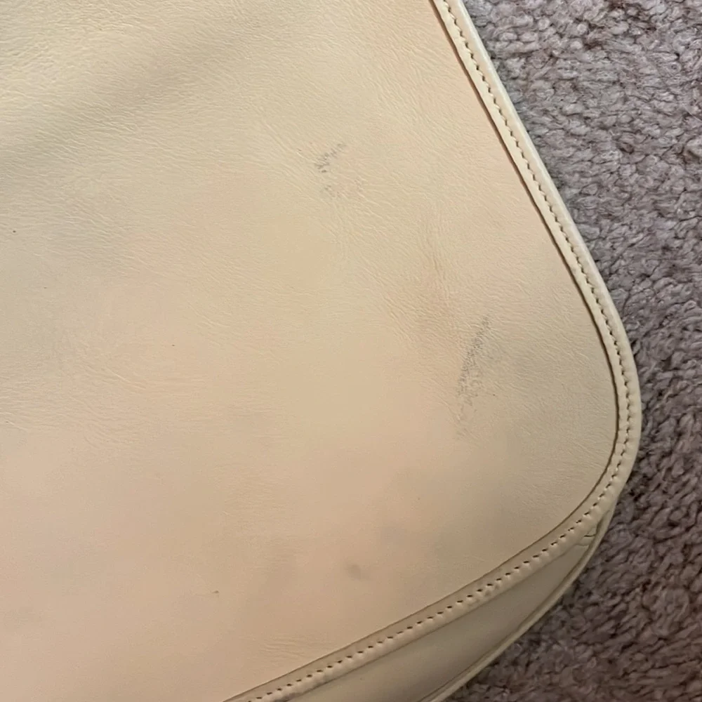 Coach Crossbody Bag - Picture 4 of 9